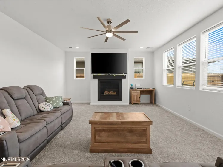 1435 Jett, Carson City, Nevada 89705, ,3 BathroomsBathrooms,Residential,Residential,Jett,0,260013402