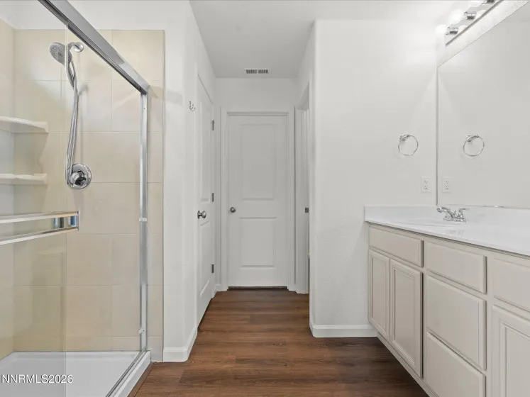1435 Jett, Carson City, Nevada 89705, ,3 BathroomsBathrooms,Residential,Residential,Jett,0,260013402