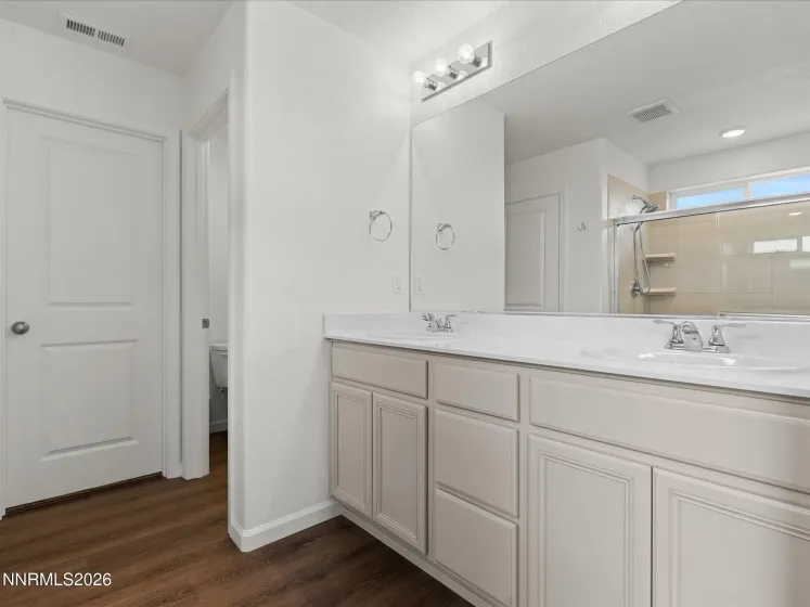 1435 Jett, Carson City, Nevada 89705, ,3 BathroomsBathrooms,Residential,Residential,Jett,0,260013402