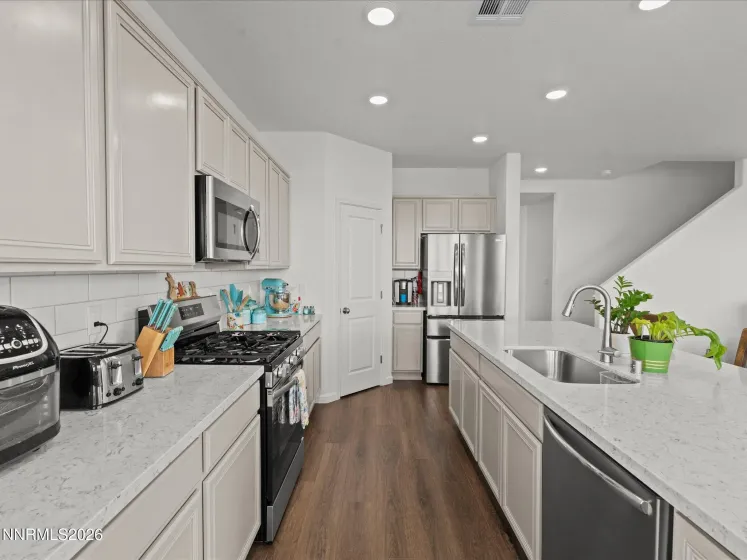 1435 Jett, Carson City, Nevada 89705, ,3 BathroomsBathrooms,Residential,Residential,Jett,0,260013402