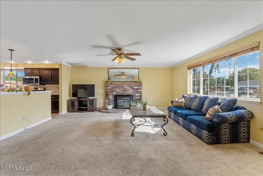 320 Gault, Sparks, Nevada 89431, 3 Bedrooms Bedrooms, ,2 BathroomsBathrooms,Residential,Residential,Gault,0,260013415