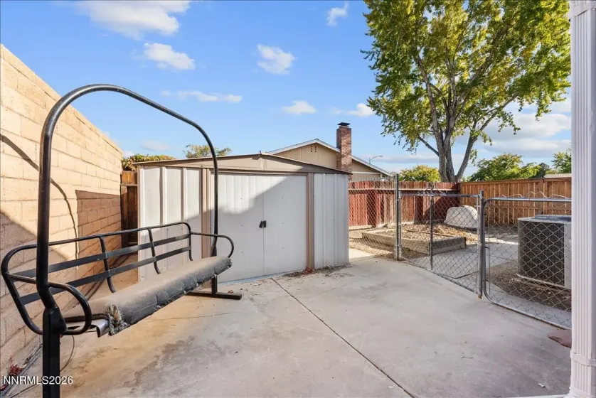 320 Gault, Sparks, Nevada 89431, 3 Bedrooms Bedrooms, ,2 BathroomsBathrooms,Residential,Residential,Gault,0,260013415