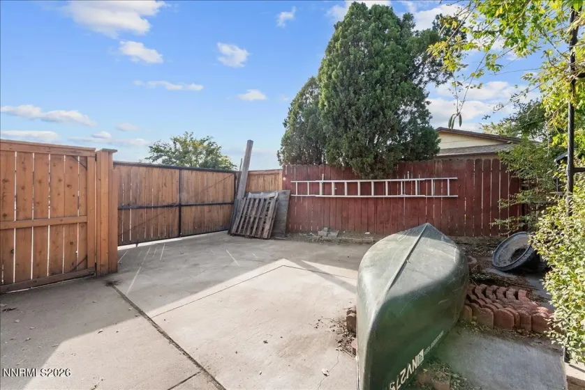 320 Gault, Sparks, Nevada 89431, 3 Bedrooms Bedrooms, ,2 BathroomsBathrooms,Residential,Residential,Gault,0,260013415