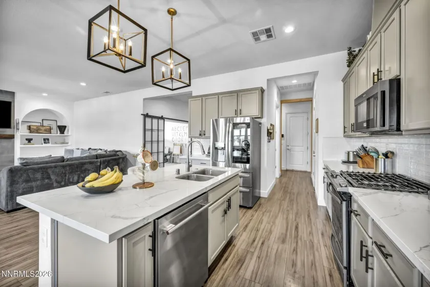 7997 Furnace Creek, Sparks, Nevada 89436, 3 Bedrooms Bedrooms, ,3 BathroomsBathrooms,Residential,Residential,Furnace Creek,0,260013423