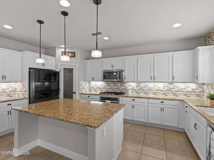 5986 Saddle Shop, Sparks, Nevada 89436, 3 Bedrooms Bedrooms, ,3 BathroomsBathrooms,Residential,Residential,Saddle Shop,0,260013429