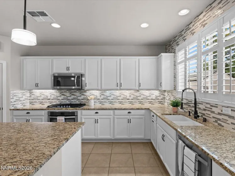 5986 Saddle Shop, Sparks, Nevada 89436, 3 Bedrooms Bedrooms, ,3 BathroomsBathrooms,Residential,Residential,Saddle Shop,0,260013429
