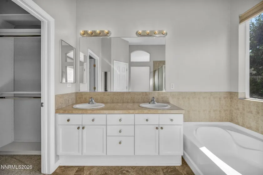 9785 Frankwood, Reno, Nevada 89521, 3 Bedrooms Bedrooms, ,2 BathroomsBathrooms,Residential,Residential,Frankwood,0,260013432