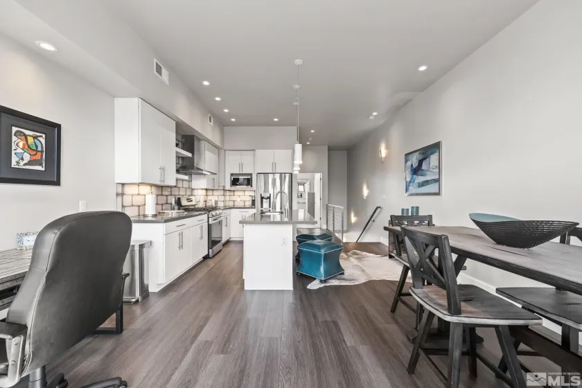 104 High, Reno, Nevada 89502, 1 Bedroom Bedrooms, ,2 BathroomsBathrooms,Residential Lease,Manufactured,High,0,260008651