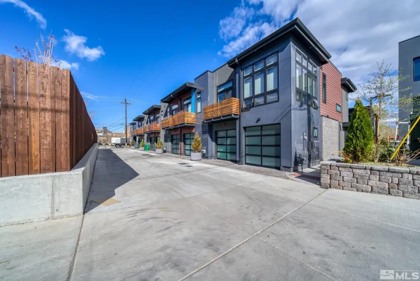 104 High, Reno, Nevada 89502, 1 Bedroom Bedrooms, ,2 BathroomsBathrooms,Residential Lease,Manufactured,High,0,260008651