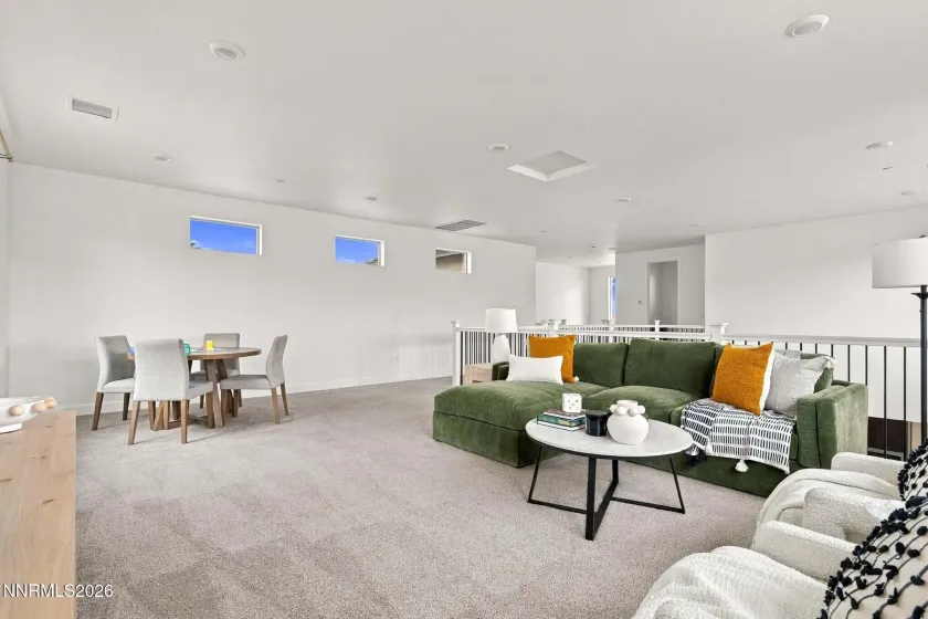 2926 Earthstone, Sparks, Nevada 89436, 4 Bedrooms Bedrooms, ,3 BathroomsBathrooms,Residential,Residential,Earthstone,0,260013451