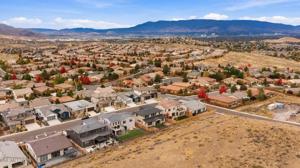2926 Earthstone, Sparks, Nevada 89436, 4 Bedrooms Bedrooms, ,3 BathroomsBathrooms,Residential,Residential,Earthstone,0,260013451