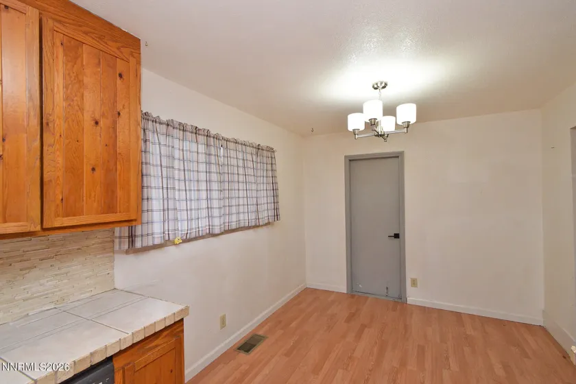 8700 Aquifer, Reno, Nevada 89506, 3 Bedrooms Bedrooms, ,2 BathroomsBathrooms,Residential,Residential,Aquifer,0,260013452