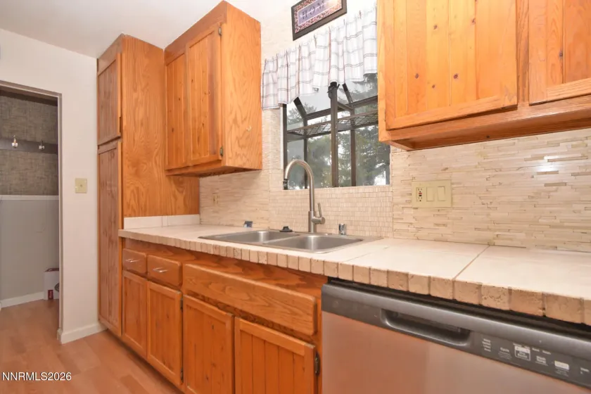 8700 Aquifer, Reno, Nevada 89506, 3 Bedrooms Bedrooms, ,2 BathroomsBathrooms,Residential,Residential,Aquifer,0,260013452