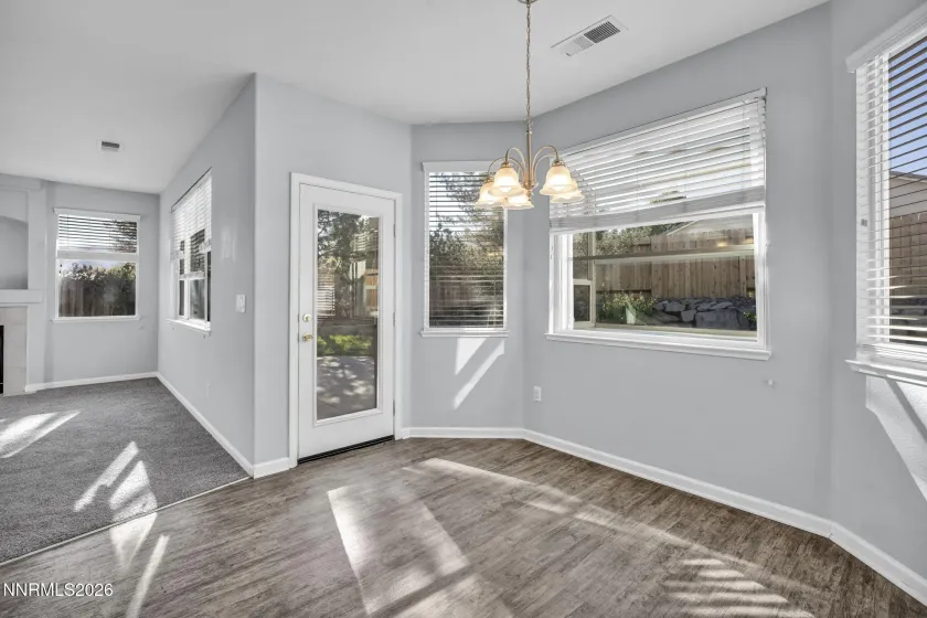 1270 Vista Alta, Reno, Nevada 89521, 3 Bedrooms Bedrooms, ,2 BathroomsBathrooms,Residential,Residential,Vista Alta,0,260013435