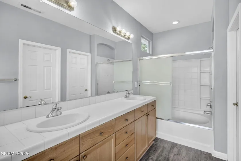 1270 Vista Alta, Reno, Nevada 89521, 3 Bedrooms Bedrooms, ,2 BathroomsBathrooms,Residential,Residential,Vista Alta,0,260013435
