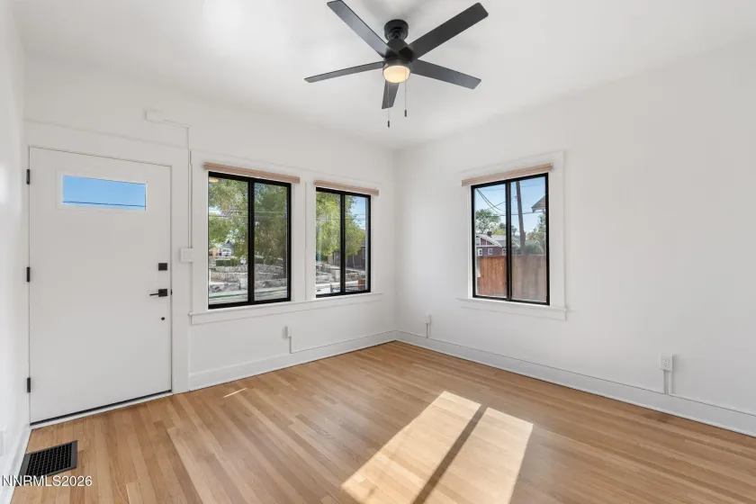 417 Wheeler, Reno, Nevada 89502, 3 Bedrooms Bedrooms, ,2 BathroomsBathrooms,Residential Income,Residential,Wheeler,0,260013436