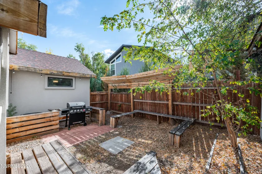 805 Forest, Reno, Nevada 89509, 3 Bedrooms Bedrooms, ,2 BathroomsBathrooms,Residential,Residential,Forest,0,260013439