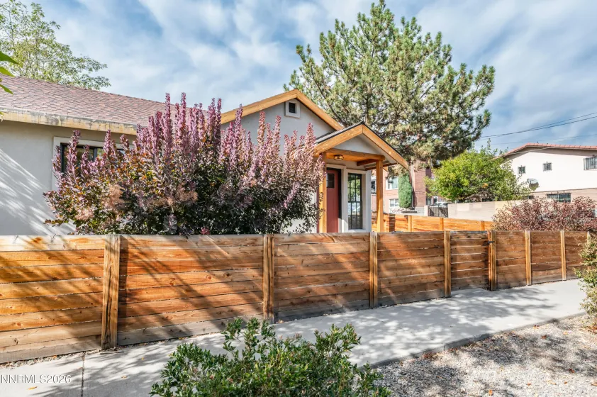 805 Forest, Reno, Nevada 89509, 3 Bedrooms Bedrooms, ,2 BathroomsBathrooms,Residential,Residential,Forest,0,260013439