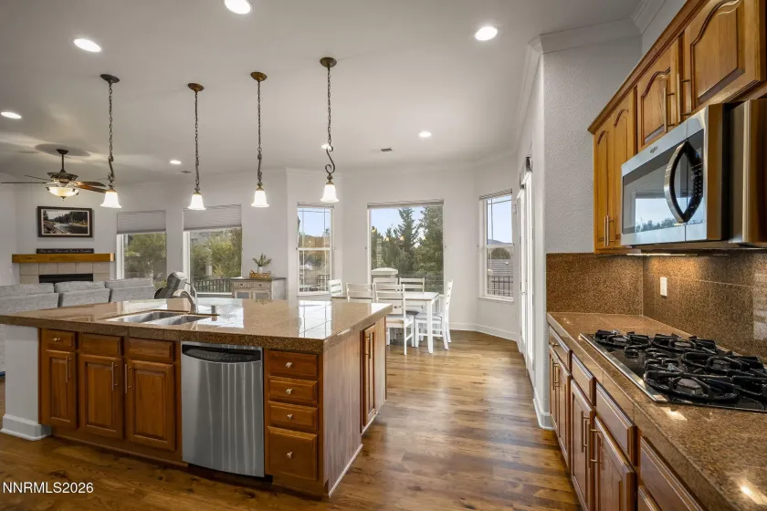 6175 Axis, Sparks, Nevada 89436, 4 Bedrooms Bedrooms, ,3 BathroomsBathrooms,Residential,Residential,Axis,0,260013440