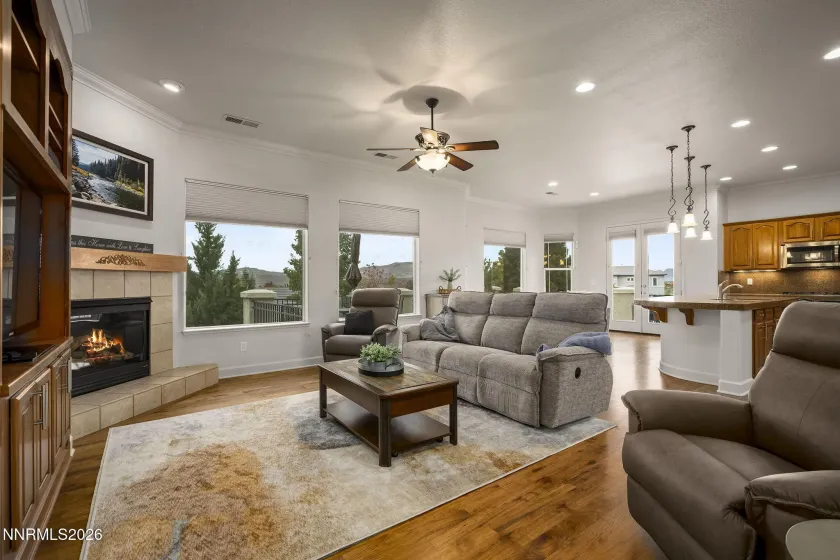 6175 Axis, Sparks, Nevada 89436, 4 Bedrooms Bedrooms, ,3 BathroomsBathrooms,Residential,Residential,Axis,0,260013440
