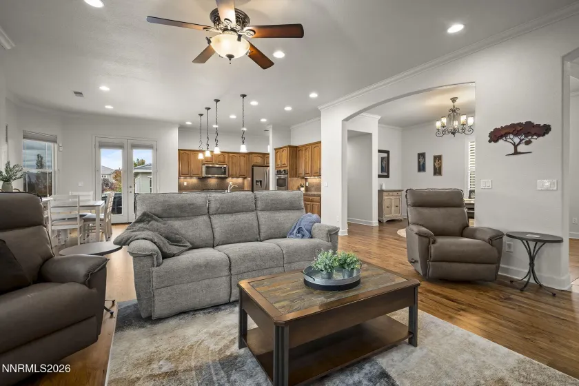 6175 Axis, Sparks, Nevada 89436, 4 Bedrooms Bedrooms, ,3 BathroomsBathrooms,Residential,Residential,Axis,0,260013440
