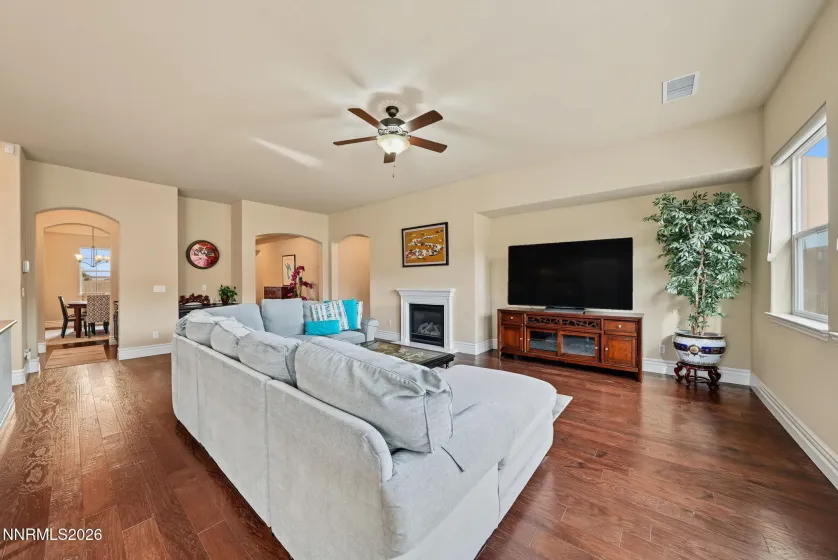 7509 Orange Plains, Sparks, Nevada 89436, 4 Bedrooms Bedrooms, ,3 BathroomsBathrooms,Residential,Residential,Orange Plains,0,260013455