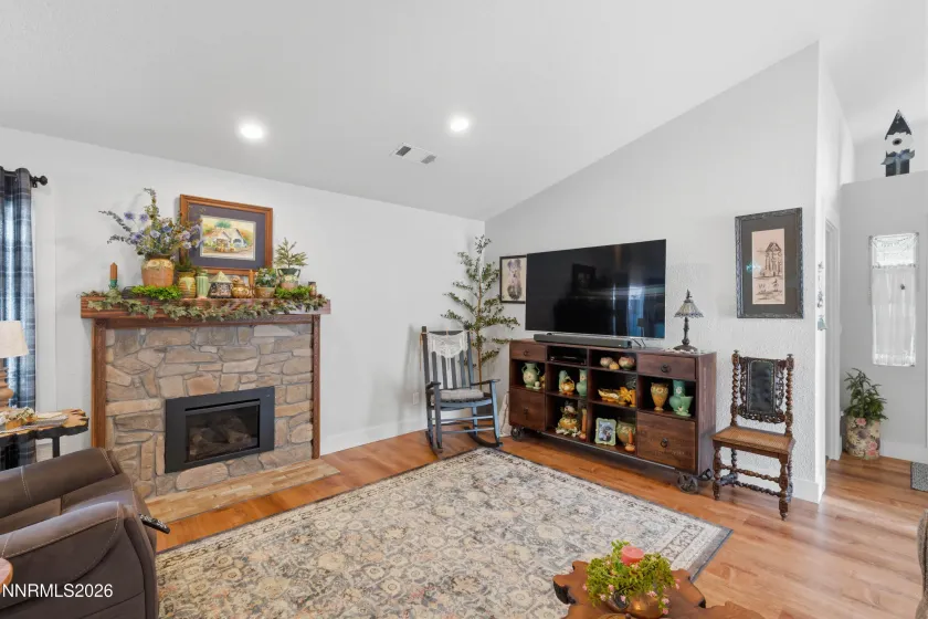 1752 Tulip, Minden, Nevada 89423, 2 Bedrooms Bedrooms, ,2 BathroomsBathrooms,Residential,Residential,Tulip,0,260013433