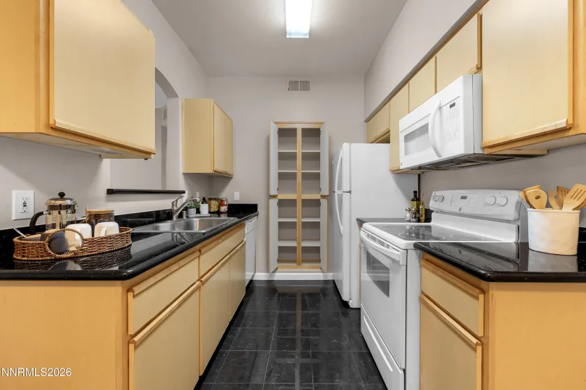 6850 Sharlands, Reno, Nevada 89523, 2 Bedrooms Bedrooms, ,2 BathroomsBathrooms,Residential,Residential,Sharlands,0,260013458