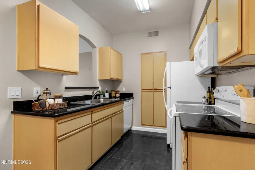 6850 Sharlands, Reno, Nevada 89523, 2 Bedrooms Bedrooms, ,2 BathroomsBathrooms,Residential,Residential,Sharlands,0,260013458