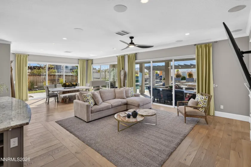 2660 Hanovarian, Reno, Nevada 89521, 5 Bedrooms Bedrooms, ,5 BathroomsBathrooms,Residential,Residential,Hanovarian,0,260013462