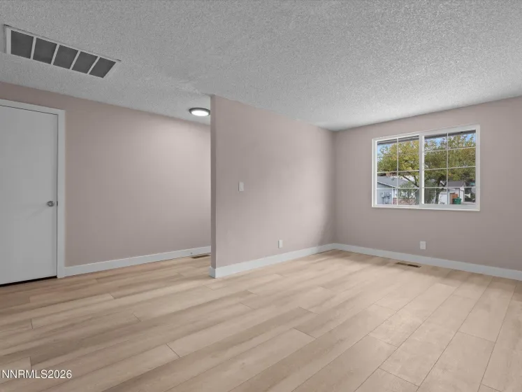 3075 Round Mountain, Sparks, Nevada 89434, 3 Bedrooms Bedrooms, ,2 BathroomsBathrooms,Residential,Residential,Round Mountain,0,260013463