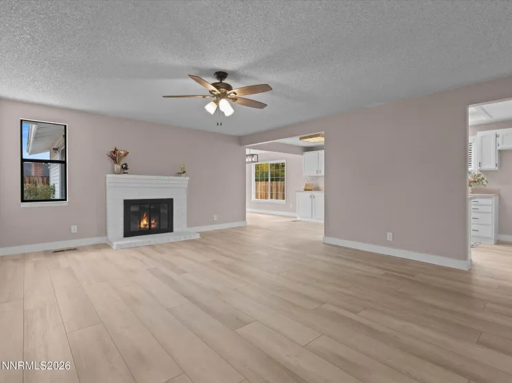 3075 Round Mountain, Sparks, Nevada 89434, 3 Bedrooms Bedrooms, ,2 BathroomsBathrooms,Residential,Residential,Round Mountain,0,260013463