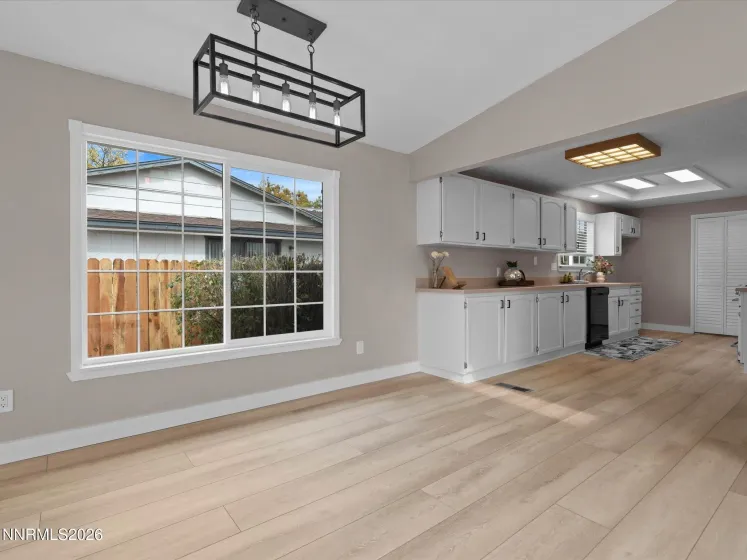 3075 Round Mountain, Sparks, Nevada 89434, 3 Bedrooms Bedrooms, ,2 BathroomsBathrooms,Residential,Residential,Round Mountain,0,260013463