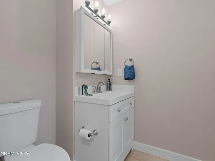 3075 Round Mountain, Sparks, Nevada 89434, 3 Bedrooms Bedrooms, ,2 BathroomsBathrooms,Residential,Residential,Round Mountain,0,260013463