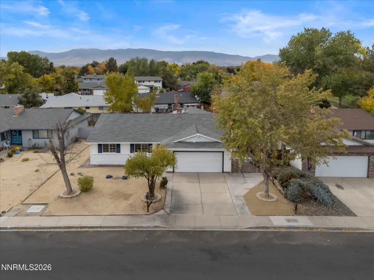 3075 Round Mountain, Sparks, Nevada 89434, 3 Bedrooms Bedrooms, ,2 BathroomsBathrooms,Residential,Residential,Round Mountain,0,260013463
