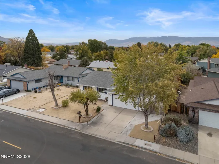3075 Round Mountain, Sparks, Nevada 89434, 3 Bedrooms Bedrooms, ,2 BathroomsBathrooms,Residential,Residential,Round Mountain,0,260013463