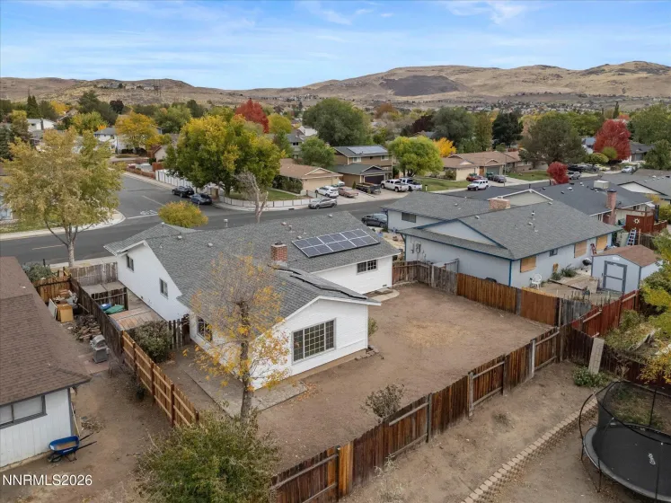 3075 Round Mountain, Sparks, Nevada 89434, 3 Bedrooms Bedrooms, ,2 BathroomsBathrooms,Residential,Residential,Round Mountain,0,260013463