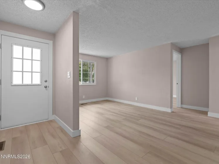 3075 Round Mountain, Sparks, Nevada 89434, 3 Bedrooms Bedrooms, ,2 BathroomsBathrooms,Residential,Residential,Round Mountain,0,260013463