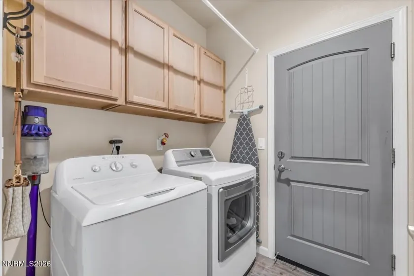 6585 Peppergrass, Sparks, Nevada 89436, 2 Bedrooms Bedrooms, ,2 BathroomsBathrooms,Residential,Residential,Peppergrass,0,260013465
