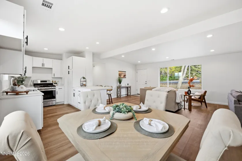 8625 Aquifer, Reno, Nevada 89506, 3 Bedrooms Bedrooms, ,2 BathroomsBathrooms,Residential,Residential,Aquifer,0,260013470