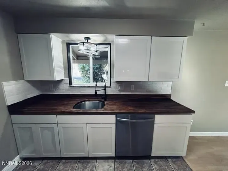 2500 Silver Sage, Carson City, Nevada 89701, 3 Bedrooms Bedrooms, ,2 BathroomsBathrooms,Residential,Residential,Silver Sage,0,260013473
