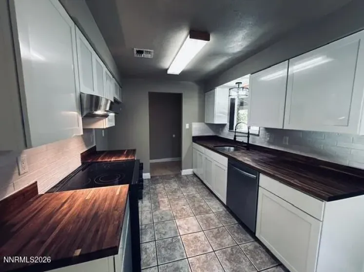 2500 Silver Sage, Carson City, Nevada 89701, 3 Bedrooms Bedrooms, ,2 BathroomsBathrooms,Residential,Residential,Silver Sage,0,260013473
