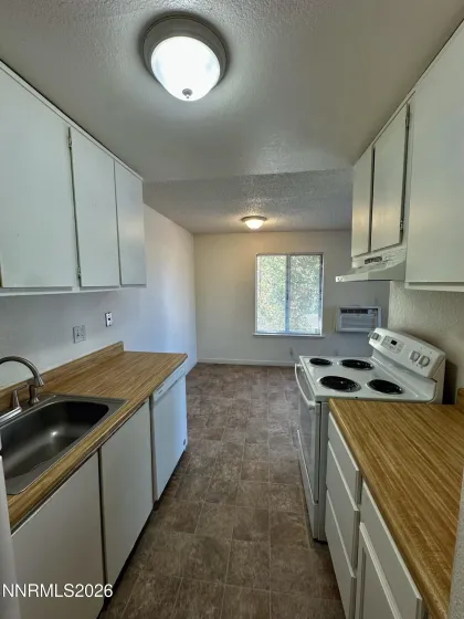 4606 Neil, Reno, Nevada 89502, 1 Bedroom Bedrooms, ,1 BathroomBathrooms,Residential,Residential,Neil,0,260013477