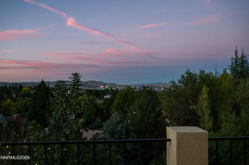 1547 Kestrel, Reno, Nevada 89509, 5 Bedrooms Bedrooms, ,4 BathroomsBathrooms,Residential,Residential,Kestrel,0,260013481
