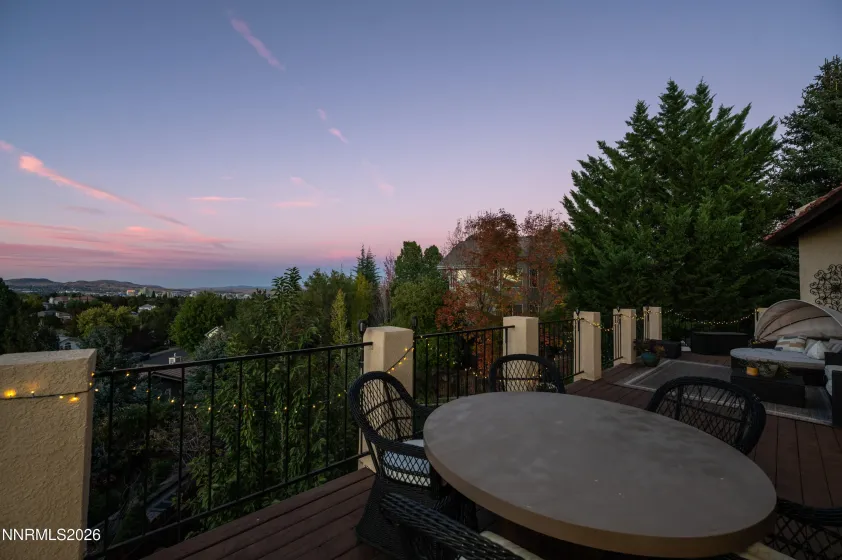 1547 Kestrel, Reno, Nevada 89509, 5 Bedrooms Bedrooms, ,4 BathroomsBathrooms,Residential,Residential,Kestrel,0,260013481
