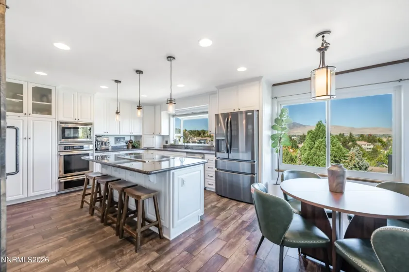 1547 Kestrel, Reno, Nevada 89509, 5 Bedrooms Bedrooms, ,4 BathroomsBathrooms,Residential,Residential,Kestrel,0,260013481