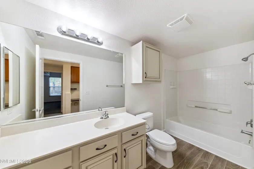 9050 Double R, Reno, Nevada 89521, 2 Bedrooms Bedrooms, ,2 BathroomsBathrooms,Residential,Residential,Double R,0,260013488