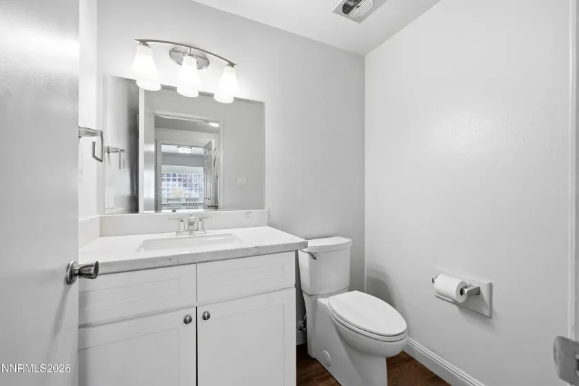 1751 London, Sparks, Nevada 89431, 2 Bedrooms Bedrooms, ,2 BathroomsBathrooms,Residential,Residential,London,0,260013489