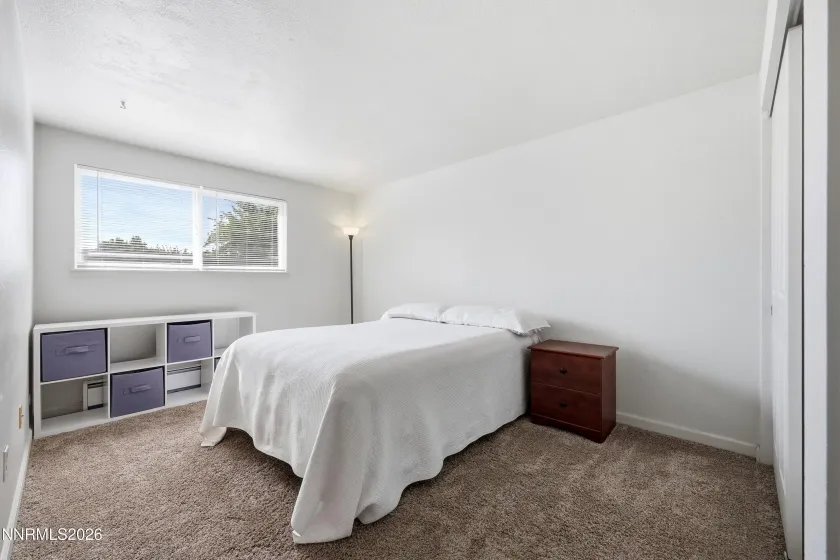 1751 London, Sparks, Nevada 89431, 2 Bedrooms Bedrooms, ,2 BathroomsBathrooms,Residential,Residential,London,0,260013489