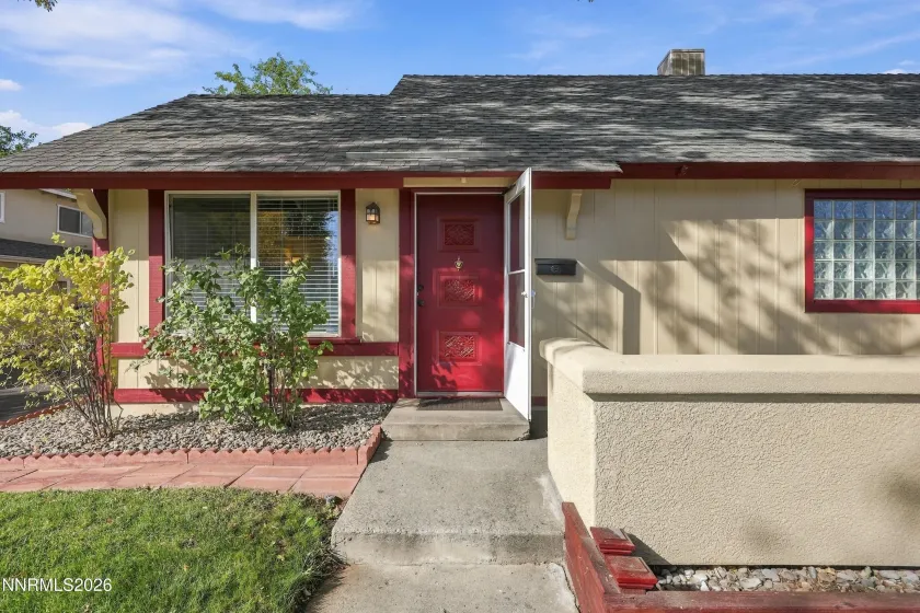 1751 London, Sparks, Nevada 89431, 2 Bedrooms Bedrooms, ,2 BathroomsBathrooms,Residential,Residential,London,0,260013489